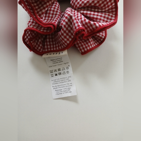 Sezane Scrunchie - Picture 2 of 4